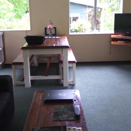 Creel Lodge Turangi Exteriör bild